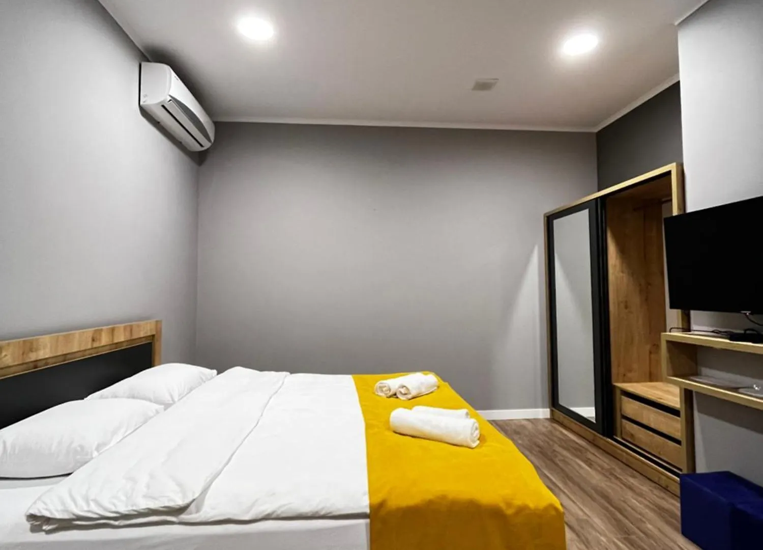 Hotel Amsterdam Batumi 0*,  Georgia